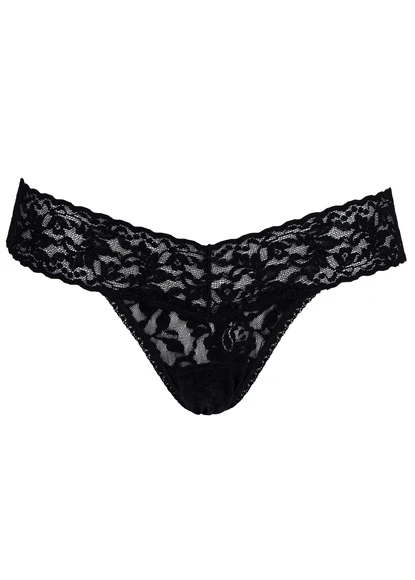 Hanky Panky Signature Lace Black Low Rise Thong Hanky Panky 4 Hanky Panky Signature Lace Black Low Rise Thong Hanky Panky - Image 2