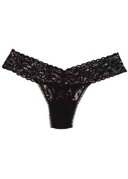 Hanky Panky Signature Lace Black Low Rise Thong Hanky Panky 5 Hanky Panky Signature Lace Black Low Rise Thong Hanky Panky - Image 3
