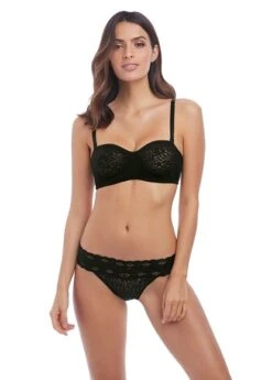 Wacoal Halo Lace Black Strapless Bra Wacoal 9 Wacoal Halo Lace Black Strapless Bra Wacoal -Lingerie Store Wacoal Halo Lace Strapless Black bra front 2 Knicker Locker